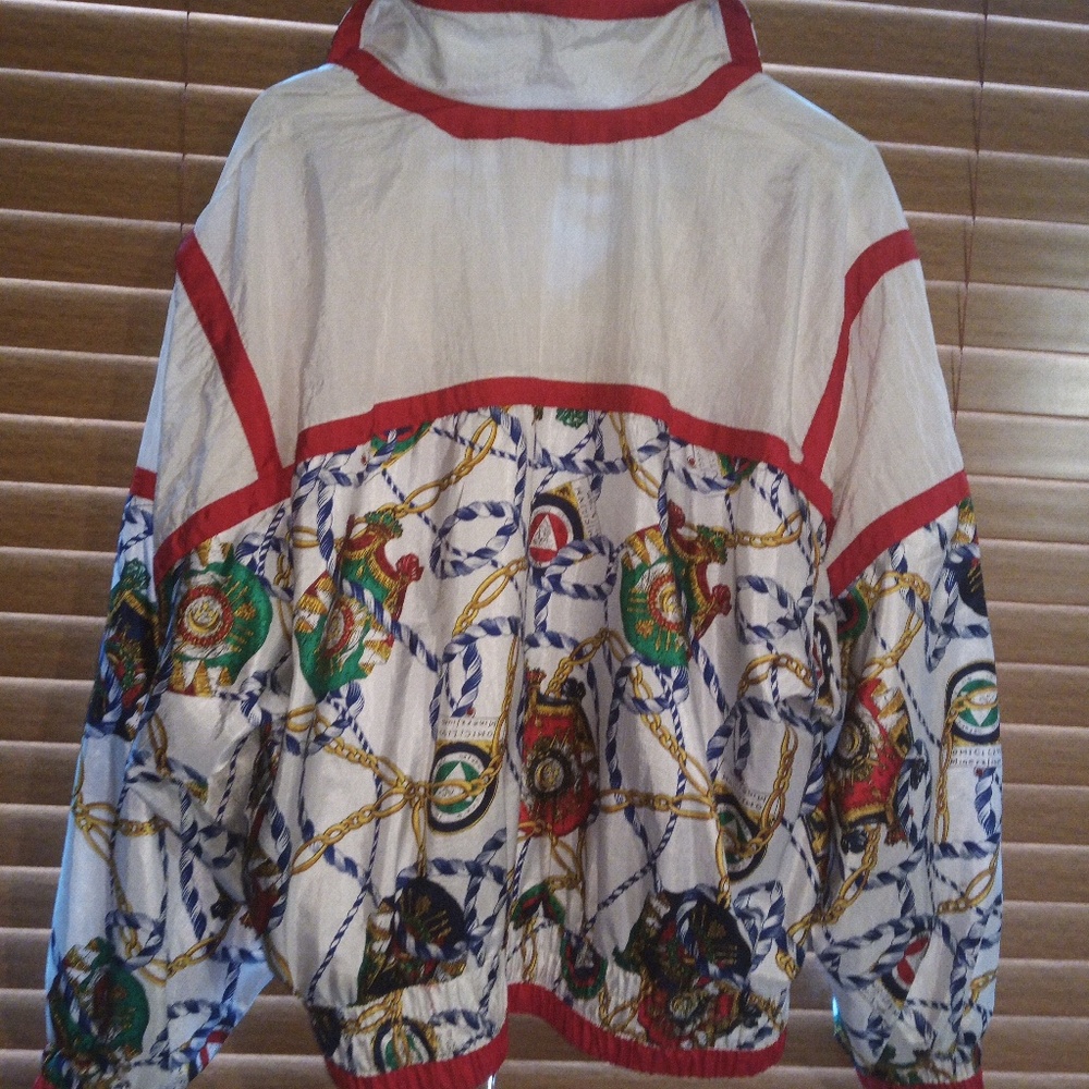 Wind Breaker - Picture 3 of 4